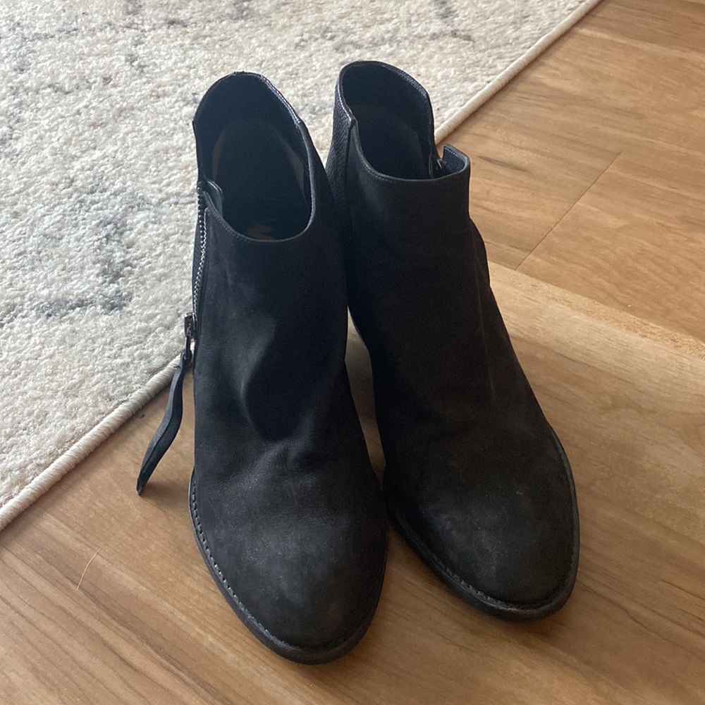 Sam Edelman Macon Booties - Picture 4 of 4